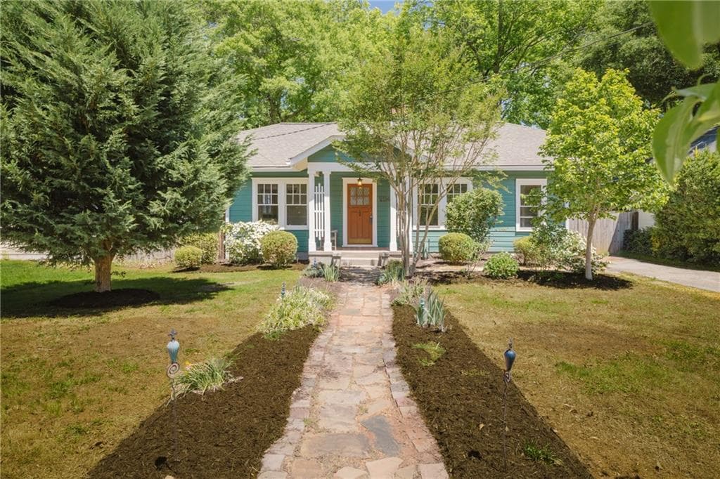 2 bedroom, 2 bathroom, 1,112 sq ft single family residence sold at 2114 Ridgedale Road, Atlanta, GA 30317
