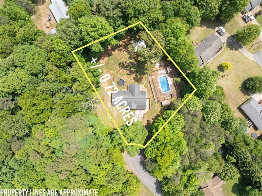 4 bedroom, 2 bathroom, 1,996 sq ft single family residence under contract at 278 Oakwood Place, Mount Airy, GA 30563 — photo 2