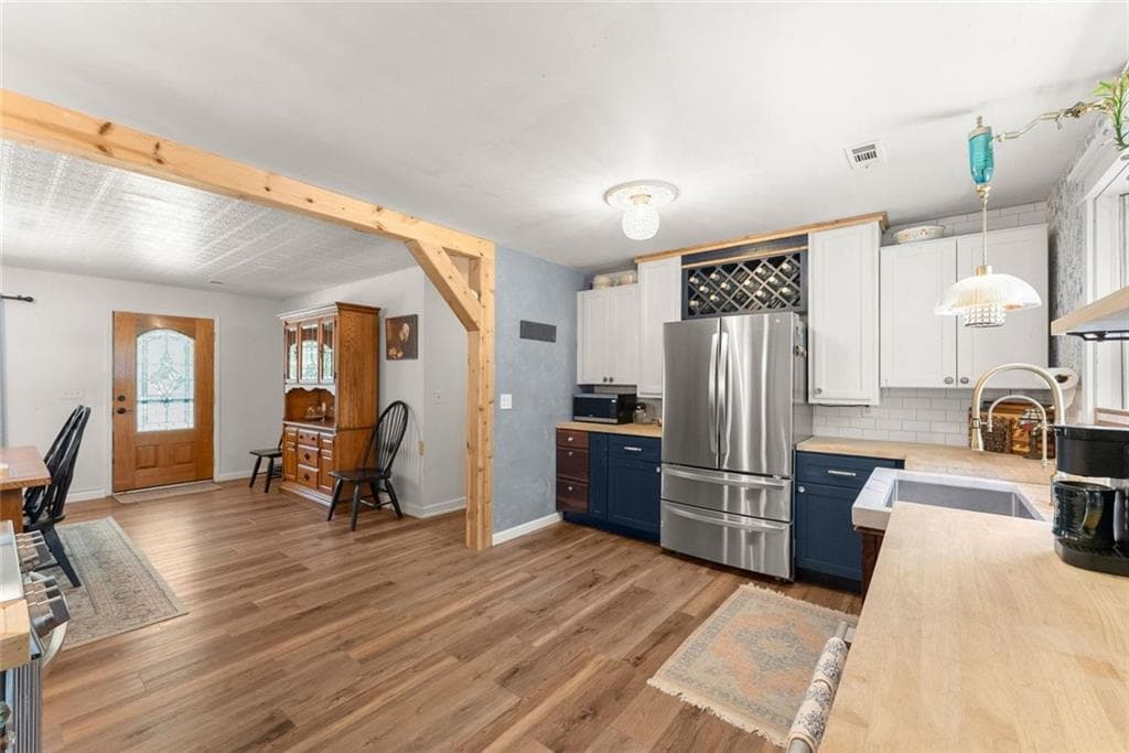 4 bedroom, 2 bathroom, 1,996 sq ft single family residence under contract at 278 Oakwood Place, Mount Airy, GA 30563 — photo 7