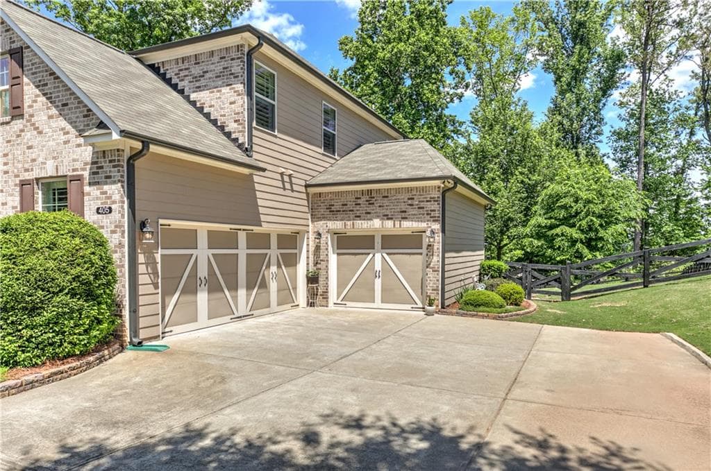 6 bedroom, 5 bathroom, 3,322 sq ft single family residence for sale at 405 Acorn Run, Canton, GA 30115 — photo 8