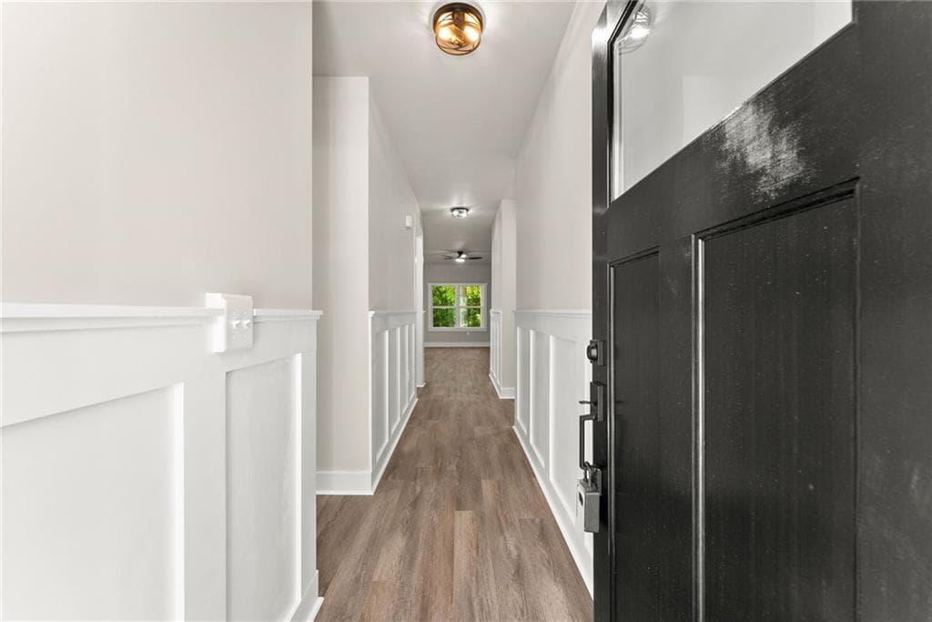 3 bedroom, 2 bathroom, 1,750 sq ft single family residence for sale at 43 Anderson Street, Jefferson, GA 30549 — photo 5