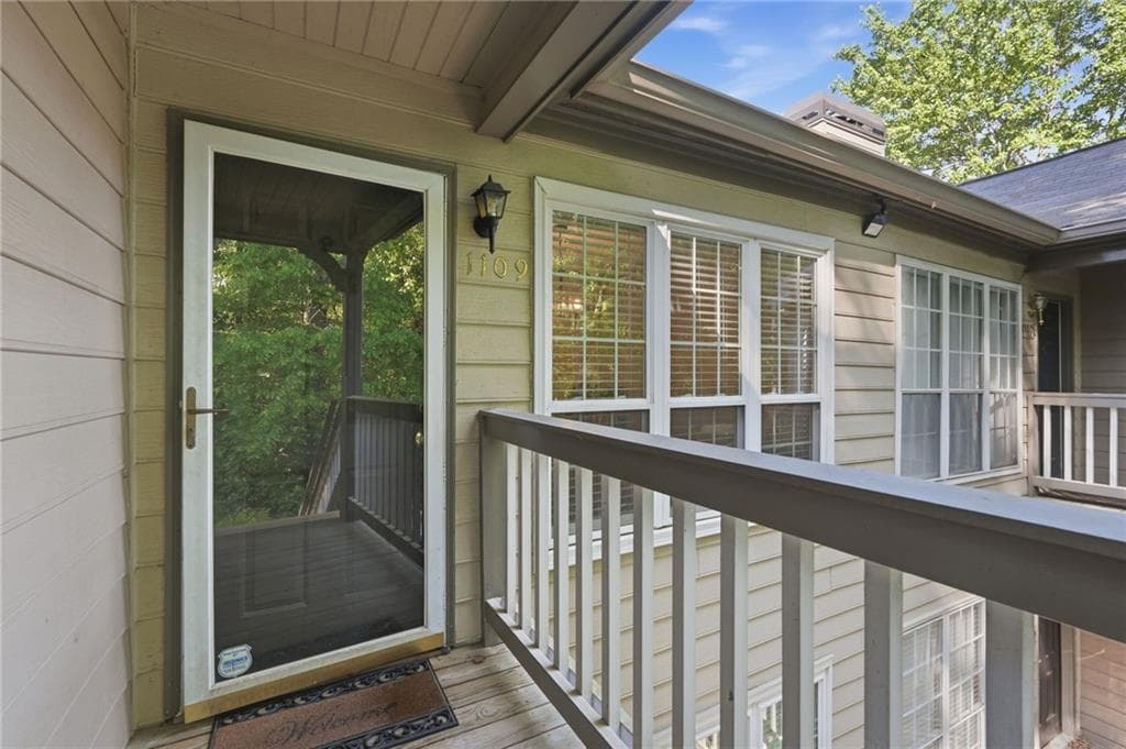 2 bedroom, 2 bathroom, 1,229 sq ft condominium under contract at 1109 Mill Pond Drive, Smyrna, GA 30082 — photo 5