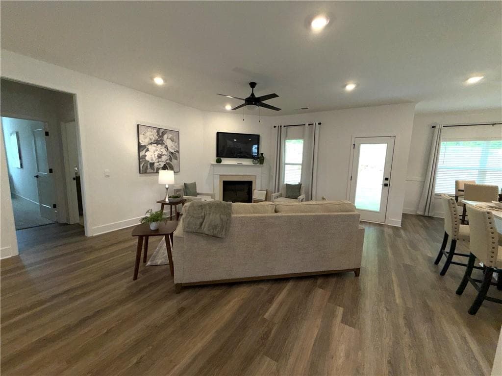4 bedroom, 2 bathroom, 1,902 sq ft single family residence under contract at 211 Thunder Valley, Dawsonville, GA 30534 — photo 9