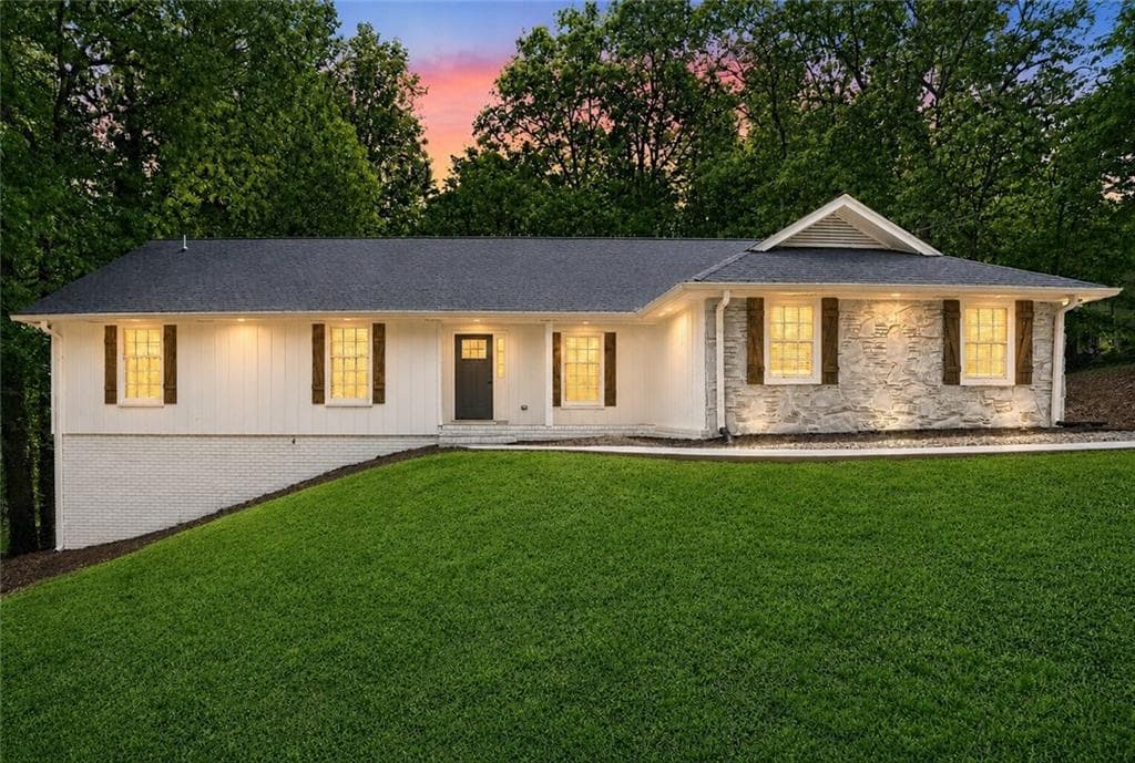 610 Pine Grove Road, Roswell, GA 30075 — most recent listing photo