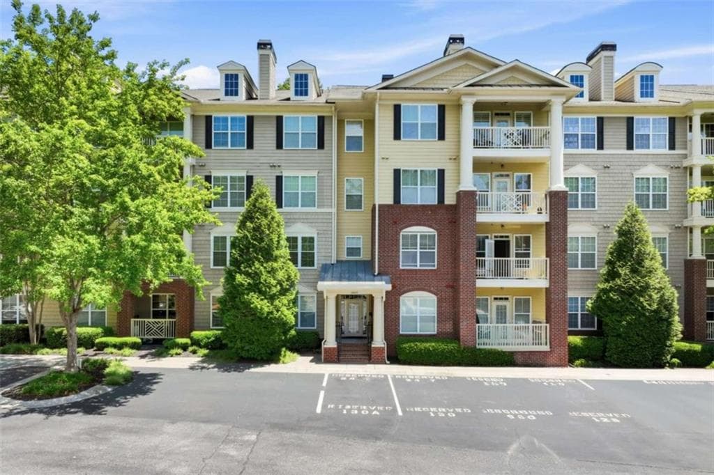 2 bedroom, 2 bathroom, 1,209 sq ft condominium for sale at 3150 Woodwalk Drive 3403, Atlanta, GA 30339