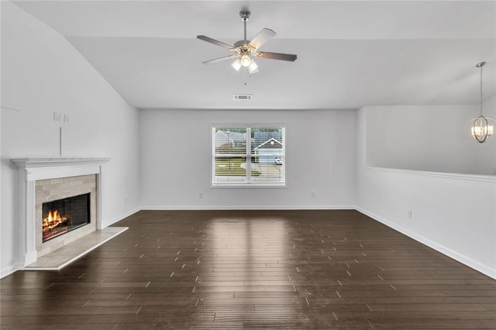 5 bedroom, 3 bathroom, 2,356 sq ft single family residence under contract at 2126 Crown Park Drive, Winder, GA 30680 — photo 10