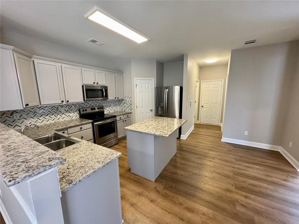 3 bedroom, 3 bathroom, 1,903 sq ft townhouse for rent at 2662 Pierce Brennen Court, Lawrenceville, GA 30043 for $2,300 a month — photo 9