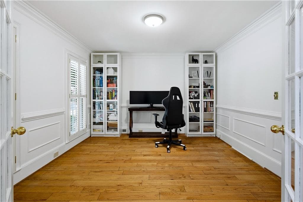 4 bedroom, 4 bathroom, 4,478 sq ft single family residence for sale at 3600 Kilpatrick Lane, Snellville, GA 30039 — photo 7