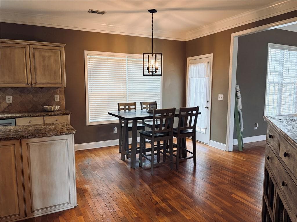4 bedroom, 3 bathroom, 3,027 sq ft single family residence for sale at 7106 Golfside Drive, Covington, GA 30014 — photo 10