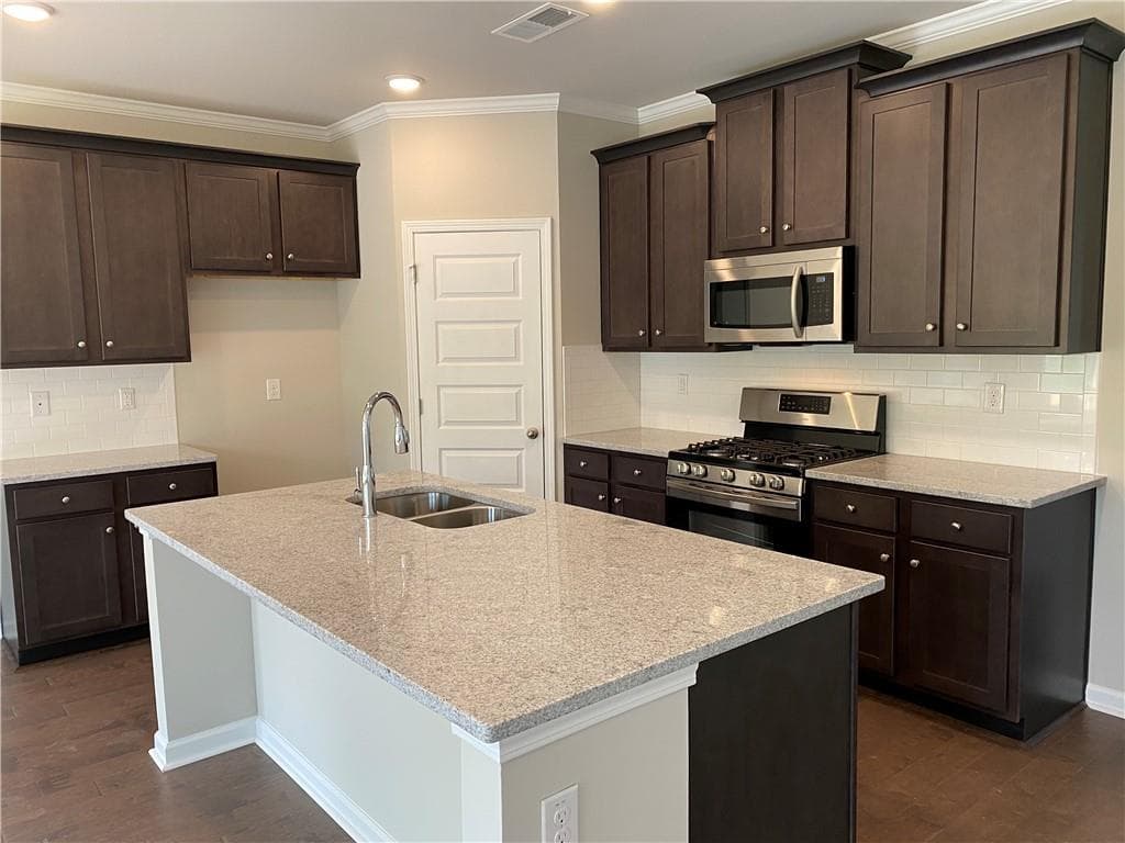 3 bedroom, 3 bathroom, 1,958 sq ft townhouse for rent at 2183 Shetley Creek Drive, Norcross, GA 30071 for $2,600 a month — photo 7