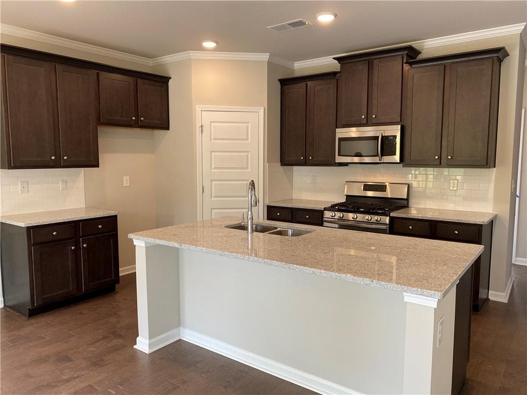 3 bedroom, 3 bathroom, 1,958 sq ft townhouse for rent at 2183 Shetley Creek Drive, Norcross, GA 30071 for $2,600 a month — photo 9