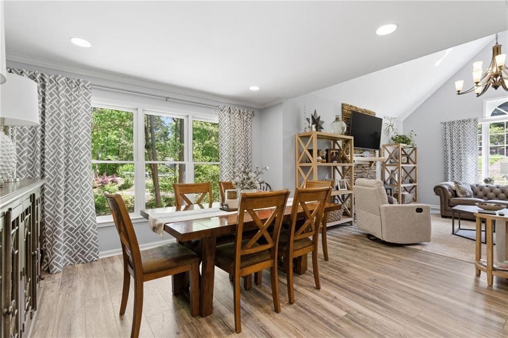 3 bedroom, 3 bathroom, 2,340 sq ft single family residence for sale at 2815 Lake Court, Cumming, GA 30041 — photo 10
