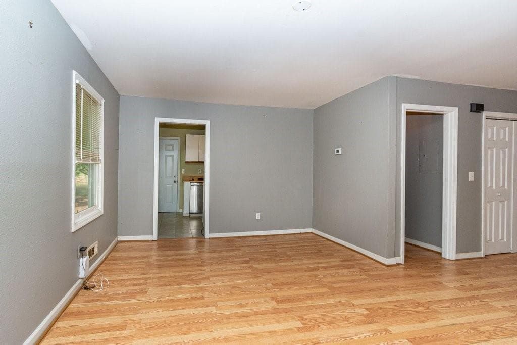 3 bedroom, 2 bathroom, 1,276 sq ft single family residence for sale at 514 Grady Street, Waleska, GA 30183 — photo 8