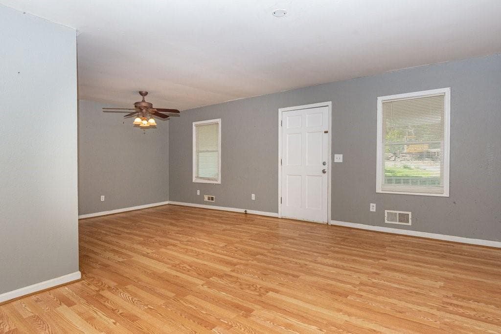 3 bedroom, 2 bathroom, 1,276 sq ft single family residence for sale at 514 Grady Street, Waleska, GA 30183 — photo 9