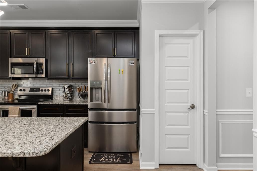 4 bedroom, 3 bathroom, 3,056 sq ft single family residence under contract at 1215 Campbell Pine Trail, Lawrenceville, GA 30045 — photo 10