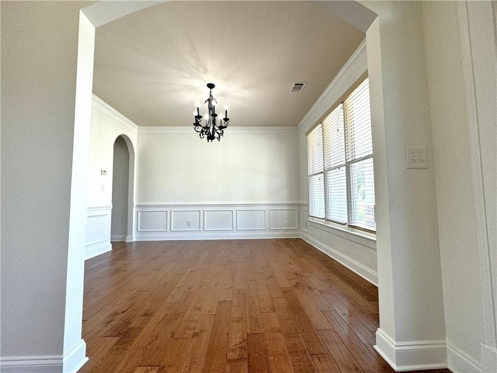 5 bedroom, 4 bathroom, 3,388 sq ft single family residence for rent at 5195 Wickingham Lane, Suwanee, GA 30024 for $3,600 a month — photo 6