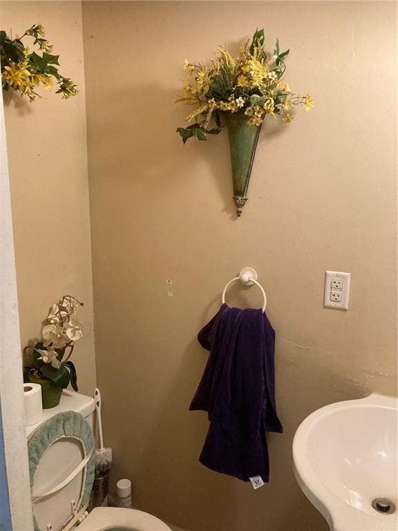 2 bedroom, 3 bathroom, 1,078 sq ft townhouse for sale at 2034 Drennon Avenue, Austell, GA 30106 — photo 8