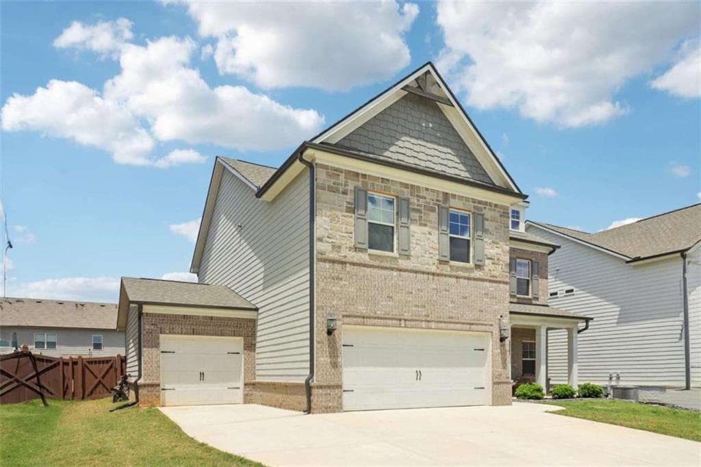 5 bedroom, 4 bathroom, 2,852 sq ft single family residence under contract at 66 Cottontail Lane, Loganville, GA 30052 — photo 3