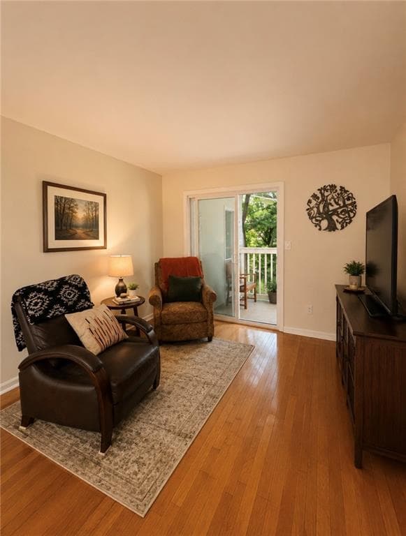 1 bedroom, 1 bathroom, 504 sq ft condominium for sale at 2043 Chastain Park Court, Atlanta, GA 30342 — photo 2