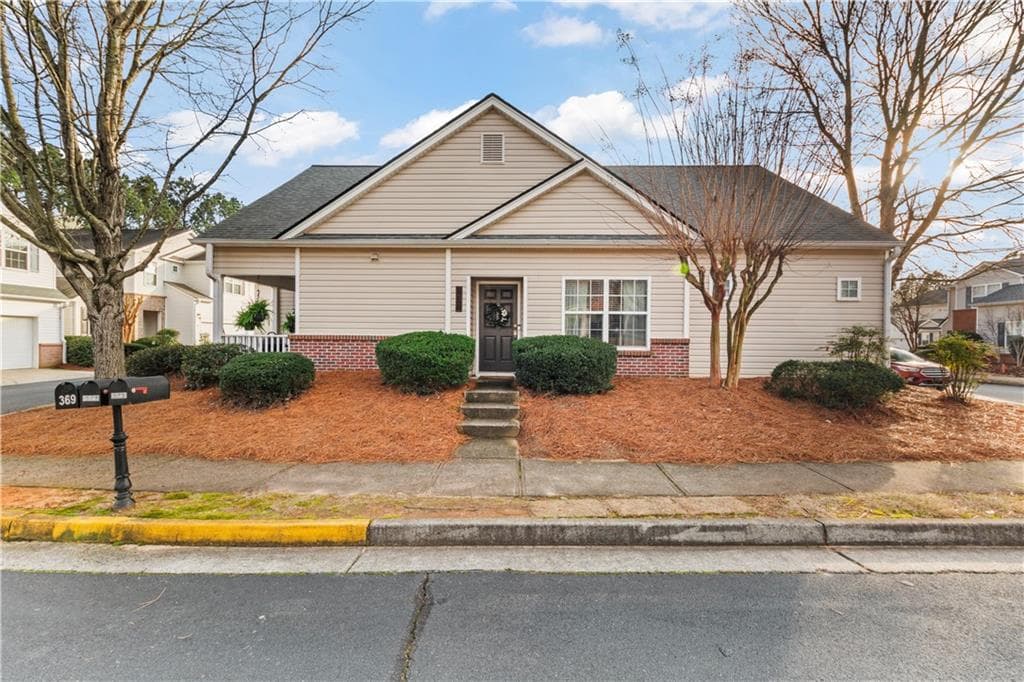369 Hiawassee Drive, Woodstock, GA 30188 — most recent listing photo
