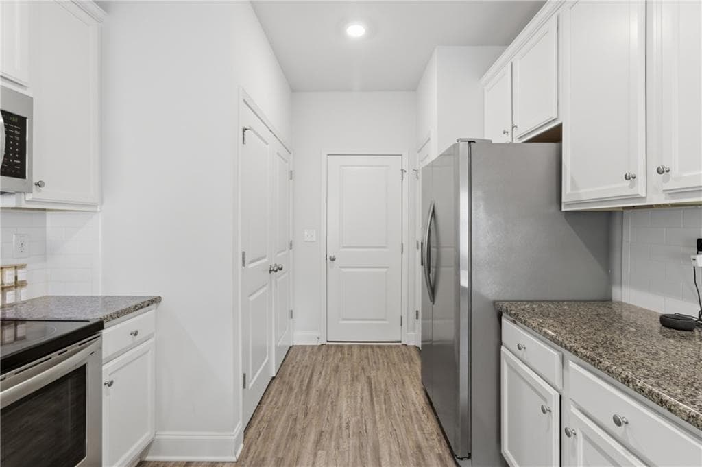 3 bedroom, 3 bathroom, 1,672 sq ft townhouse for sale at 7035 Fringe Flower Drive 8, Austell, GA 30168 — photo 9