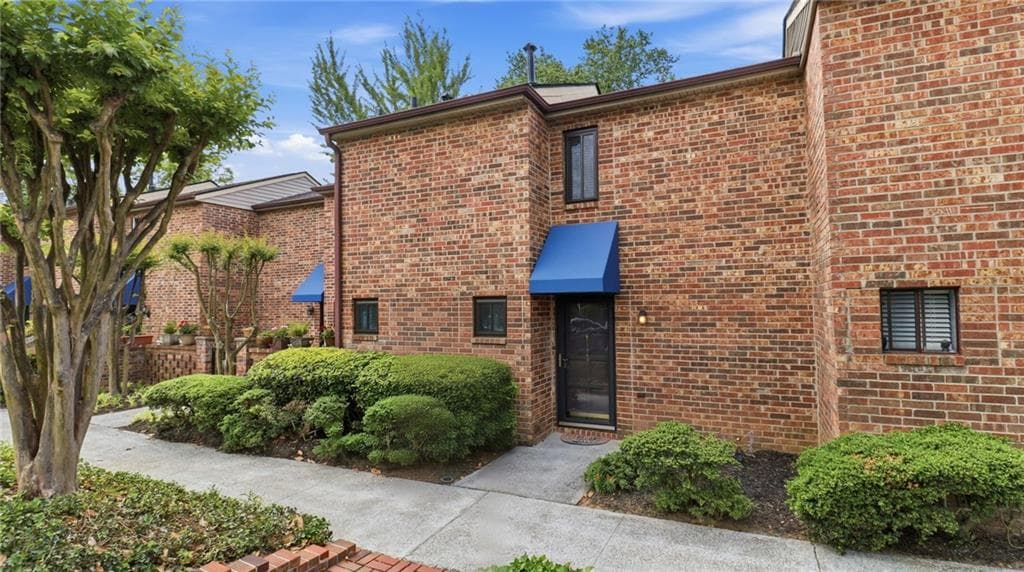 2 bedroom, 2 bathroom, 1,150 sq ft condominium for sale at 2252 Pernoshal Court, Atlanta, GA 30338