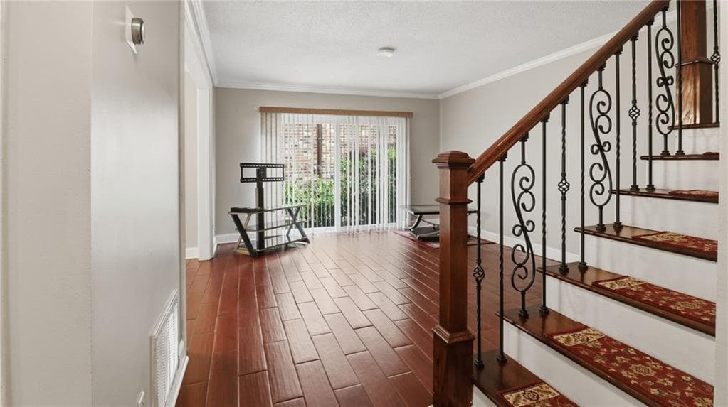 2 bedroom, 2 bathroom, 1,150 sq ft condominium for sale at 2252 Pernoshal Court, Atlanta, GA 30338 — photo 4