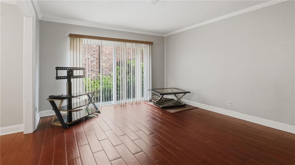 2 bedroom, 2 bathroom, 1,150 sq ft condominium for sale at 2252 Pernoshal Court, Atlanta, GA 30338 — photo 5
