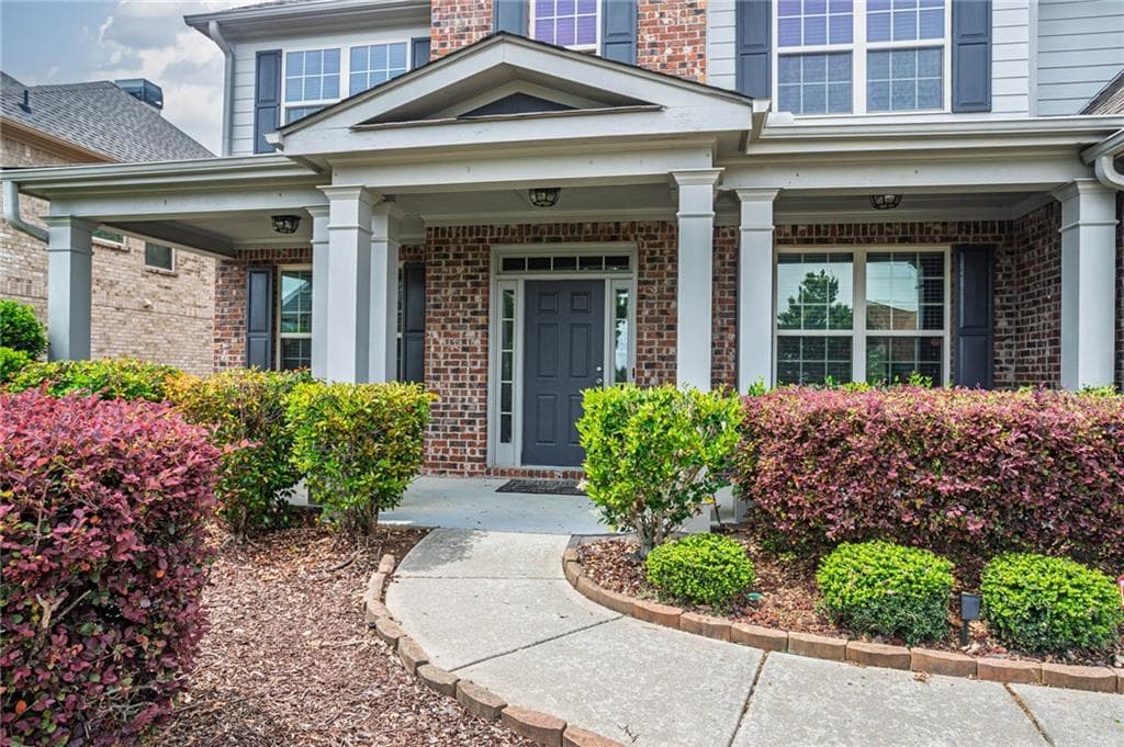 5 bedroom, 4 bathroom, 2,738 sq ft single family residence for sale at 4405 Heathcliff Way, Cumming, GA 30041 — photo 6