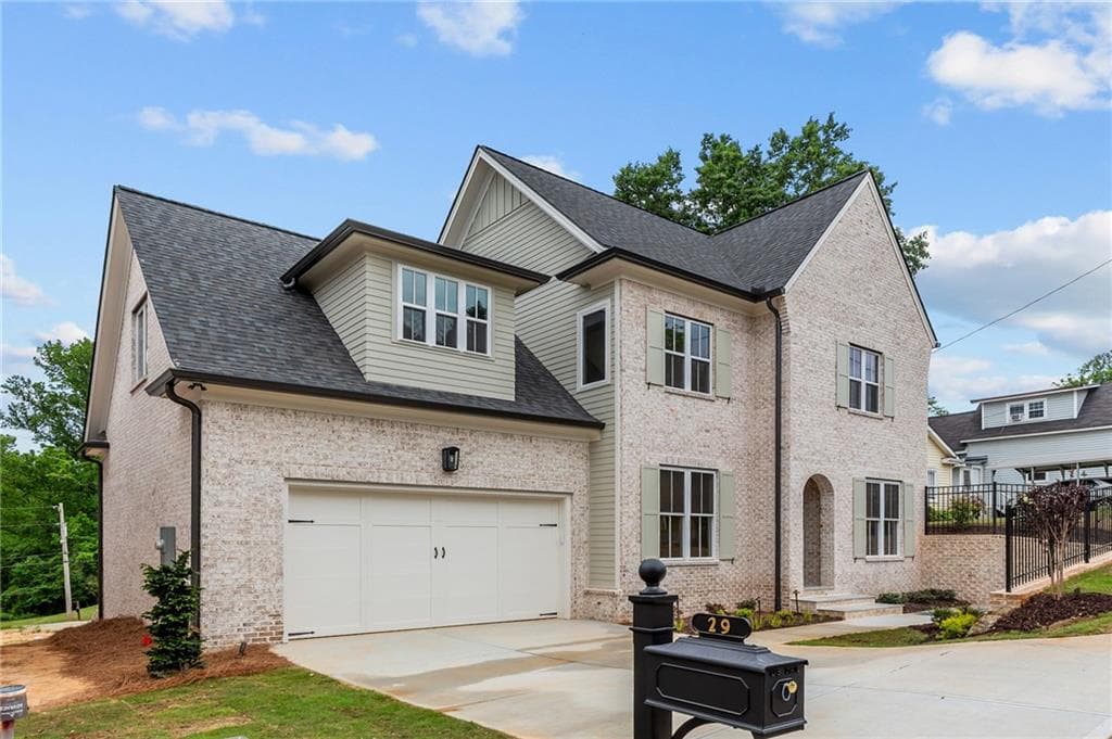 6 bedroom, 6 bathroom, 4,879 sq ft single family residence for sale at 29 E Park Street, Buford, GA 30518 — photo 3
