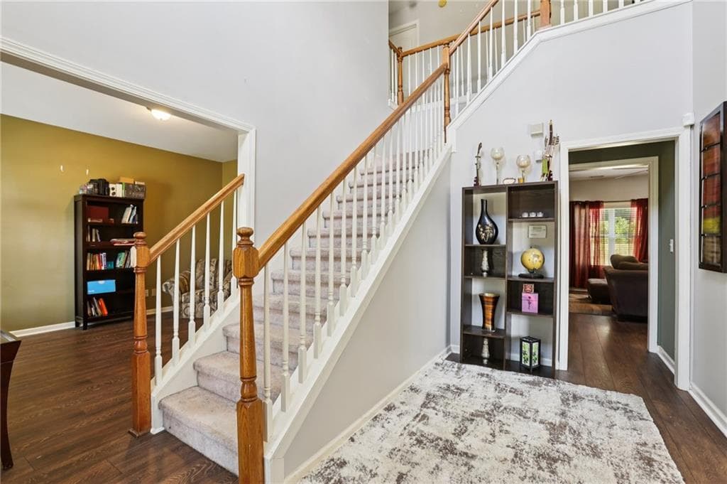 5 bedroom, 3 bathroom, 3,257 sq ft single family residence for sale at 4751 Crinklepoint Court, Douglasville, GA 30134 — photo 3
