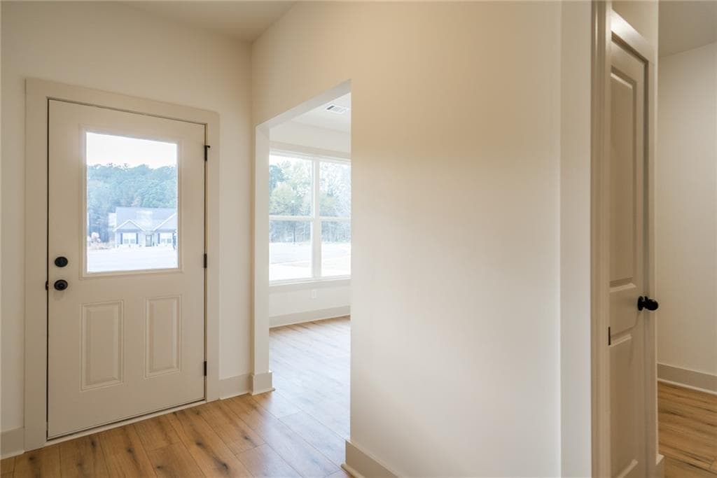 4 bedroom, 3 bathroom, 2,240 sq ft single family residence for sale at 209 Squirrel Run, Good Hope, GA 30641 — photo 5