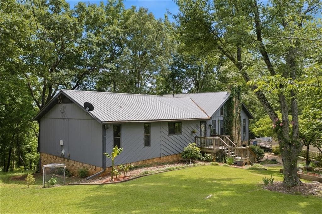 5 bedroom, 3 bathroom, 2,464 sq ft single family residence under contract at 9 Downing Street, Rome, GA 30161 — photo 6