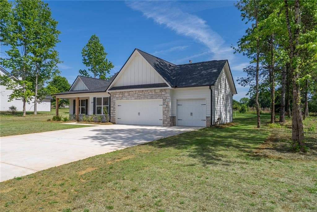 4 bedroom, 3 bathroom, 2,240 sq ft single family residence for sale at 224 Good Hope Preserve, Good Hope, GA 30641 — photo 2