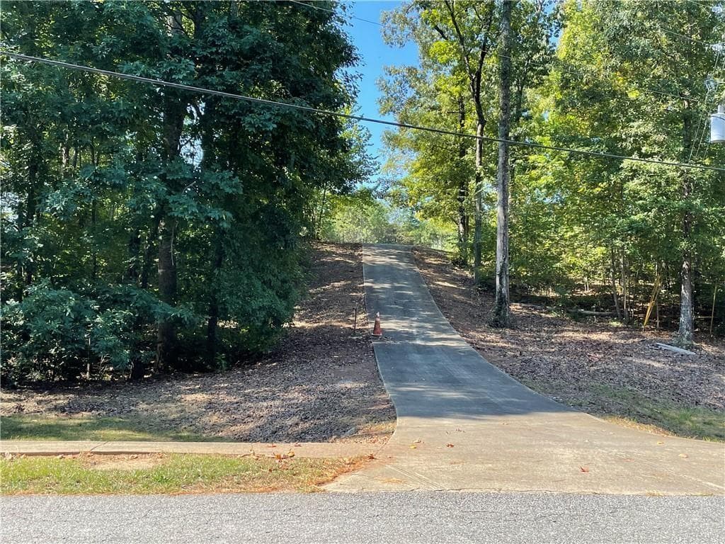 single family residence under contract at 145 Dogwood Way, Dawsonville, GA 30534 — photo 2