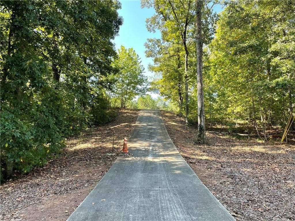 single family residence under contract at 145 Dogwood Way, Dawsonville, GA 30534 — photo 4