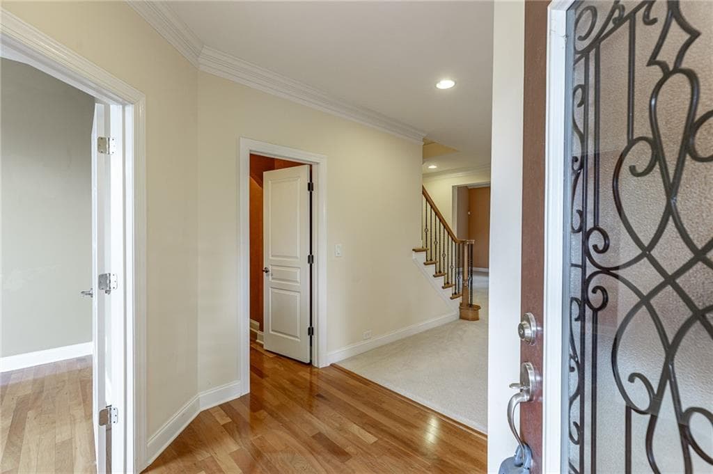 3 bedroom, 3 bathroom, 3,278 sq ft single family residence for sale at 7042 Tree House Way, Flowery Branch, GA 30542 — photo 6