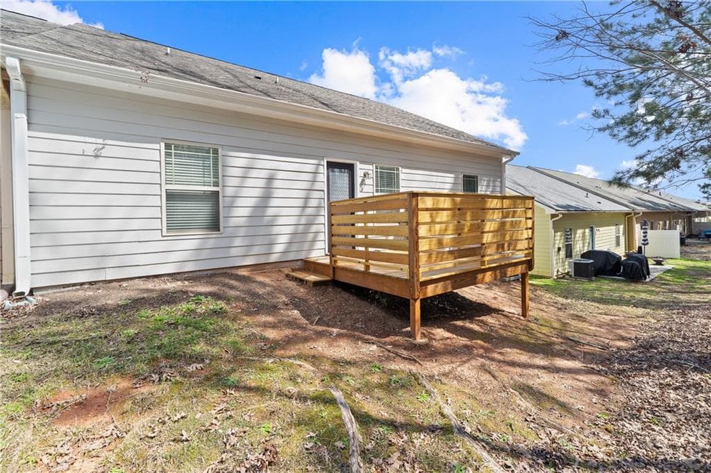 3 bedroom, 2 bathroom, 1,333 sq ft townhouse for sale at 157 Oakwood Drive, Milledgeville, GA 31061 — photo 5