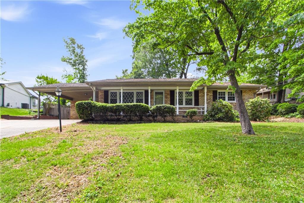 2795 Cottonwood Drive, Marietta, GA 30066 — most recent listing photo