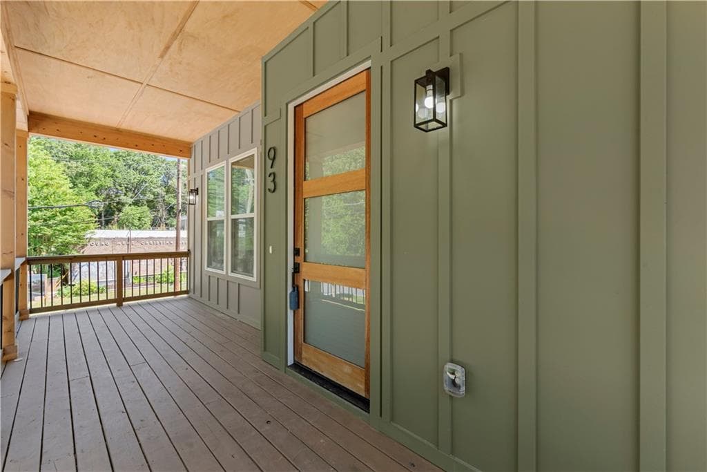 4 bedroom, 4 bathroom, 2,489 sq ft single family residence for sale at 93 Ollie Street, Atlanta, GA 30314 — photo 2