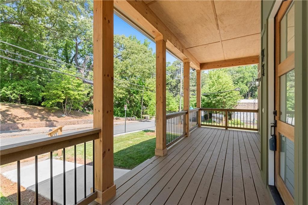 4 bedroom, 4 bathroom, 2,489 sq ft single family residence for sale at 93 Ollie Street, Atlanta, GA 30314 — photo 3