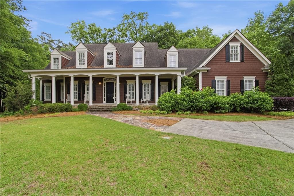 4 bedroom, 6 bathroom, 4,563 sq ft single family residence under contract at 2473 Kirk Lane, Kennesaw, GA 30152
