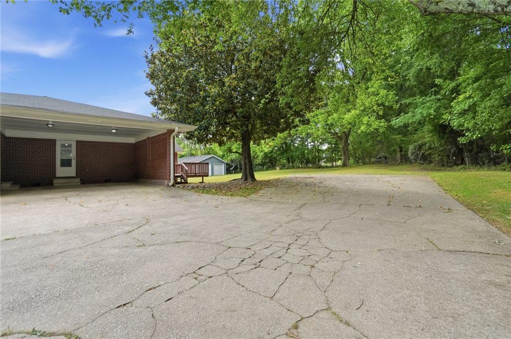 3 bedroom, 3 bathroom, 2,482 sq ft single family residence for rent at 128 Mcneal Road, Winder, GA 30680 for $2,500 a month — photo 4