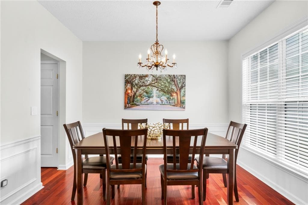 3 bedroom, 3 bathroom, 1,660 sq ft townhouse under contract at 104 Kenninghall Drive, Smyrna, GA 30082 — photo 8