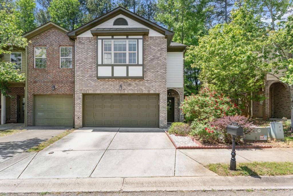 3 bedroom, 3 bathroom, 1,873 sq ft townhouse sold at 5726 Singlebriar Court, Norcross, GA 30093