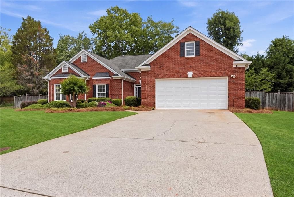 325 North Court, Alpharetta, GA 30004 — most recent listing photo