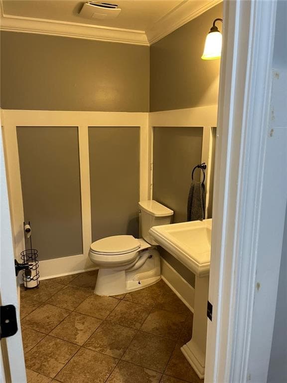 4 bedroom, 3 bathroom, 2,508 sq ft single family residence under contract at 2445 Temple Johnson Road, Snellville, GA 30078 — photo 4