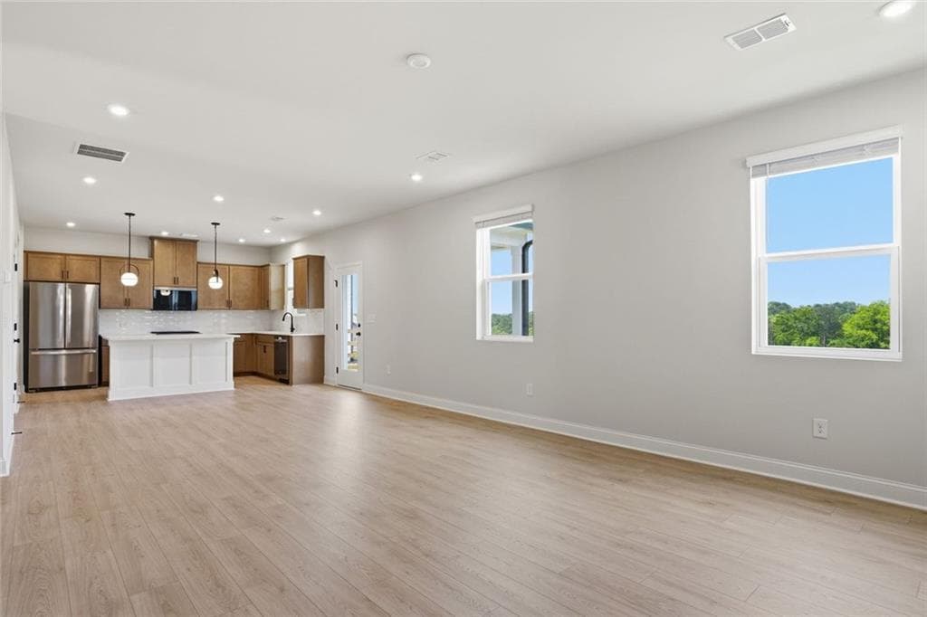 4 bedroom, 3 bathroom, 2,223 sq ft single family residence for rent at 142 Henley Street, Canton, GA 30114 for $2,800 a month — photo 8