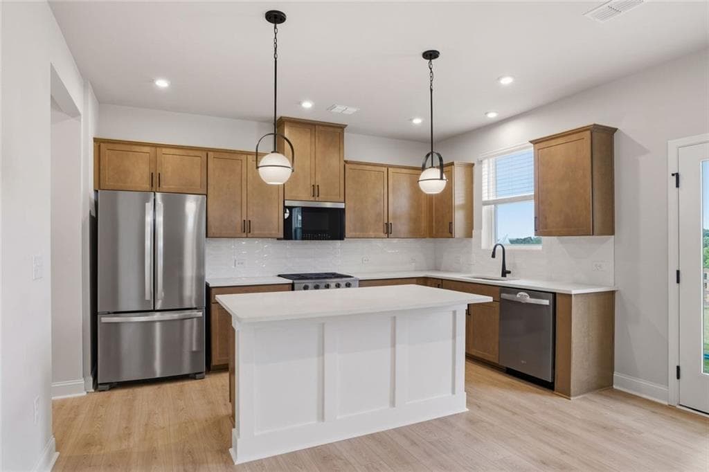 4 bedroom, 3 bathroom, 2,223 sq ft single family residence for rent at 142 Henley Street, Canton, GA 30114 for $2,800 a month — photo 10