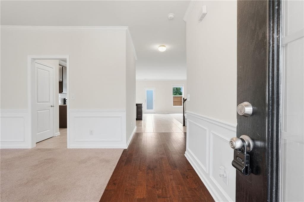 4 bedroom, 3 bathroom, 2,700 sq ft single family residence for rent at 6498 Panasa Court, Norcross, GA 30084 for $3,000 a month — photo 3